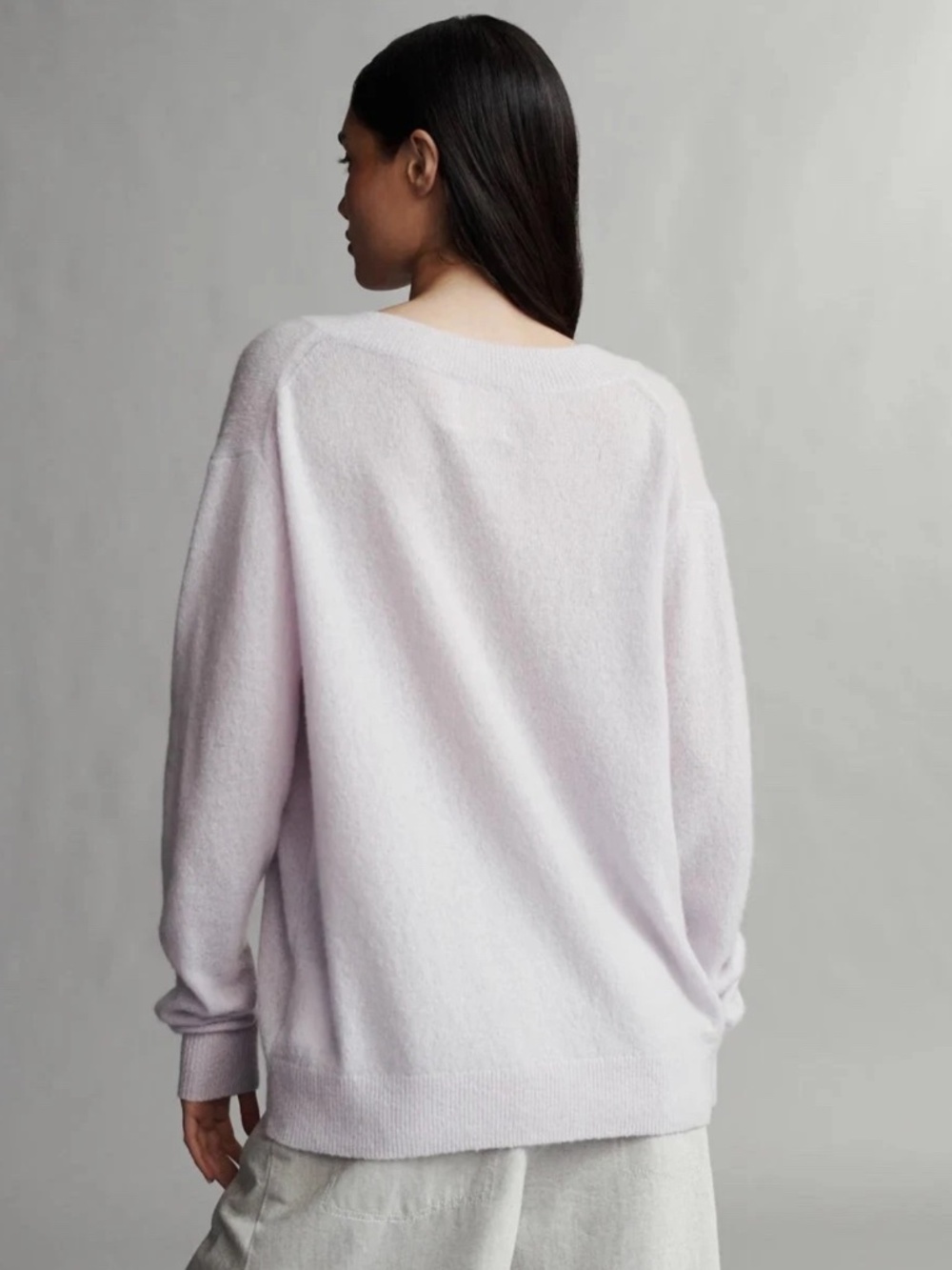 TWP Beautiful Soft Lavender V- Neck Cashmere Sweater Sz M NEW!! $524 - Picture 5 of 6